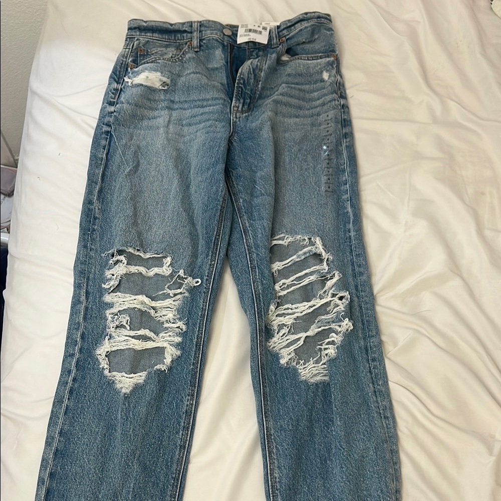 American Eagle Outfitters High Rise Distressed Jeans - Blue